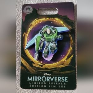 DISNEY MirrorVerse Limited Edition Buzz LightYear